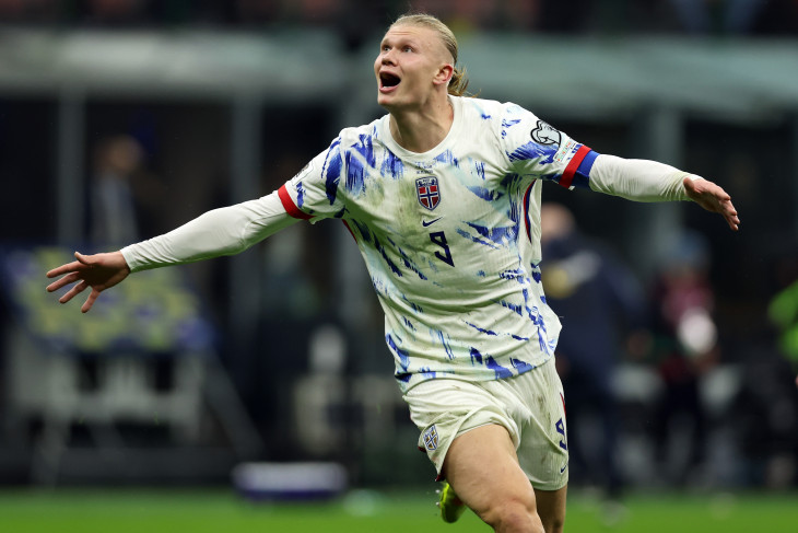 Az első vb-jére készül Erling Haaland, aki a torna legértékesebb játékosa, Yamallal együtt