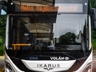 Ikarus 120e