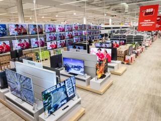 Új boltot nyitott a Media Markt a hódmezővásárhelyi Tescóban. 