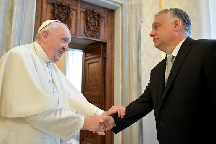 alálkozás a Vatikánban 2022. április 21-én. Fotó: MTI/Vatikáni Média