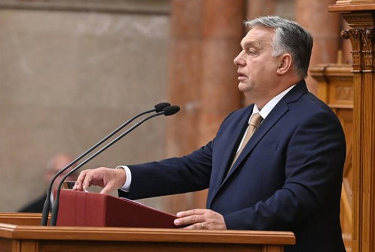 Orbán Viktor miniszterelnök napirend előtt beszélt az Országgyűlés őszi ülésszakának nyitónapján. Fotó: MTI/Máthé Zoltán 