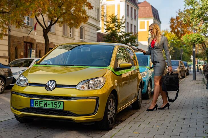  A március az elektromos autóké volt