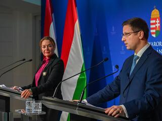 Ukrán vagy orosz kémek vannak a spájzban Gulyás Gergely szerint? Percről percre a csütörtöki Kormányinfóról