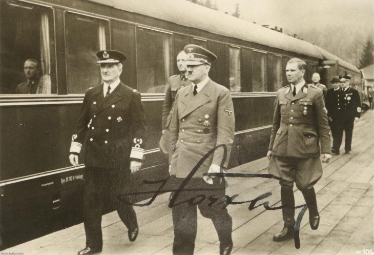 A Hitlerrel egy képen szereplő Horthy Miklós aláírása